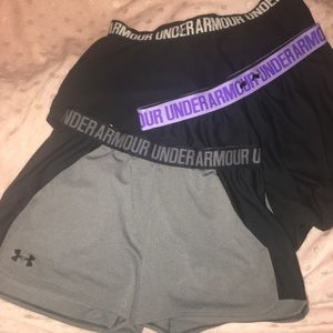 BUNDLE of 3 Under Armour shorts !!